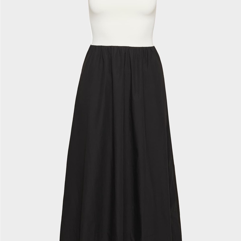 Aritzia Babaton
Fluid Dress-Small
Poplin + Contour
Black/Light Birch